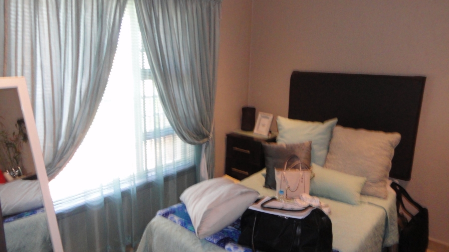 1 Bedroom Property for Sale in Die Bult North West
